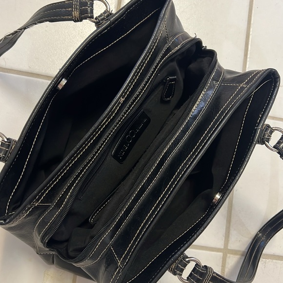 medium size black shoulder bag - Picture 4 of 5